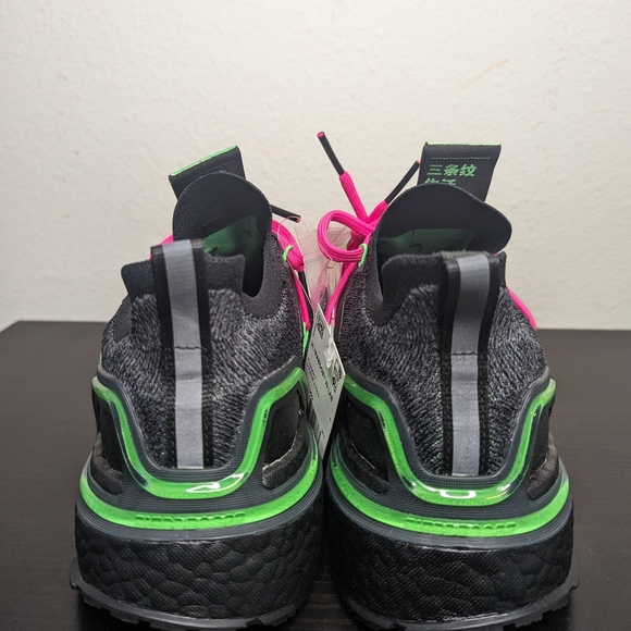 adidas gazelle silver green womens adidas Ultraboost 20 Shoes Black| Chicago City Sports